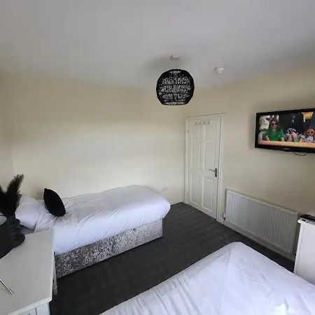 The Dublin Packet - Twin Room 1 Holyhead Exteriér fotografie