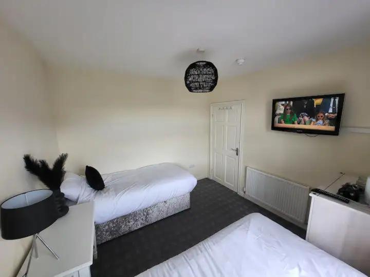 The Dublin Packet - Twin Room 1 Holyhead Exteriér fotografie