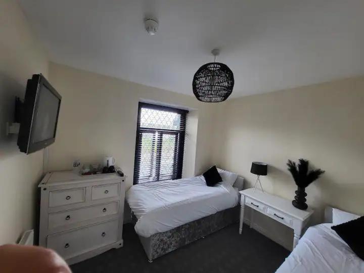 The Dublin Packet - Twin Room 1 Holyhead Exteriér fotografie